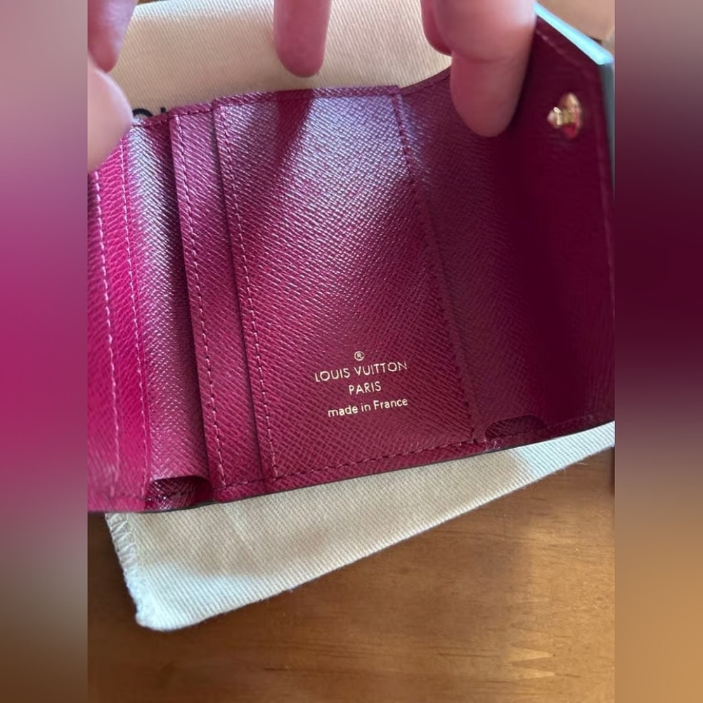 Louis Vuitton Portefeuille Zoe Fuchsia and Brown Trifold Wallet - Picture 6 of 6